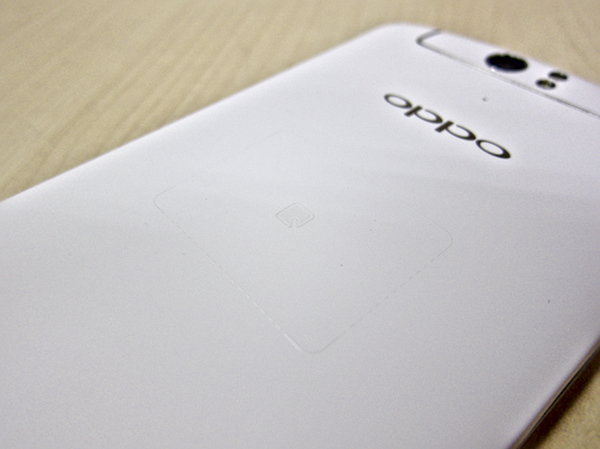 The O-Touch back panel. Colours have been adjusted to show the grooves of the O-Touch